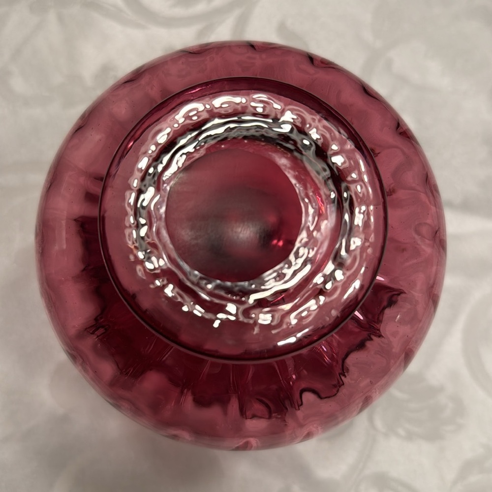 Vintage Fenton cranberry art glass w/ ruffeled edge. - Picture 6 of 6